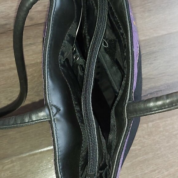 NWOT Imitation Bueno Black Felt Media Bag with Floral Trim - Stylish Purse - Picture 4 of 10